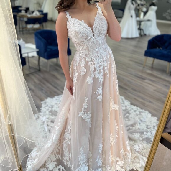 Allure Bridals Wedding Dress 9811 - Picture 1 of 3
